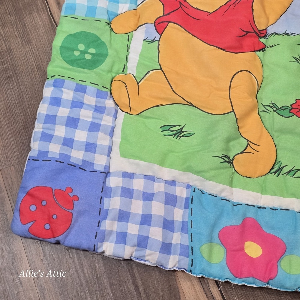 Winnie the Pooh Piglet Blanket Crib Quilt Comforter Vintage Throw Red Blue Green - Picture 3 of 6